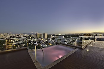Ciqala Suites Hotel