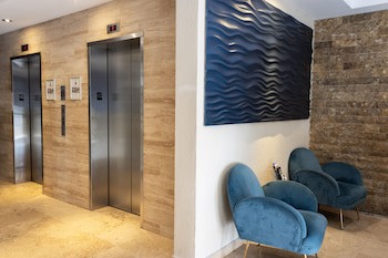 Ciqala Suites Hotel