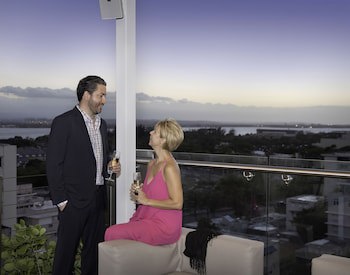 Ciqala Suites Hotel