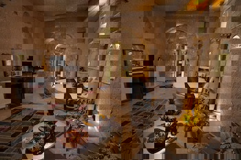 Roma Cave Suite Hotel