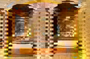 Roma Cave Suite Hotel