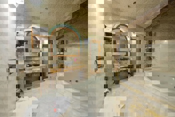 Roma Cave Suite Hotel