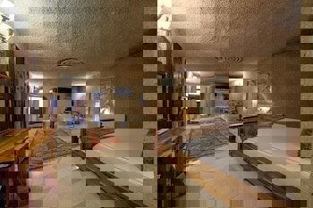 Roma Cave Suite Hotel