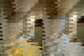 Roma Cave Suite Hotel