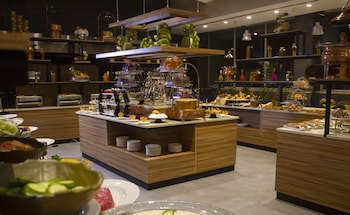 Ayass Hotel