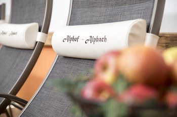 Alphof
