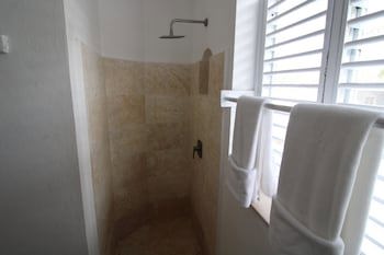 Albachiara Hotel