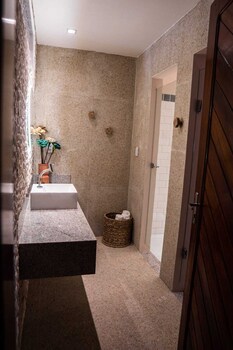 Dayo Hotel