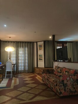 Dayo Hotel