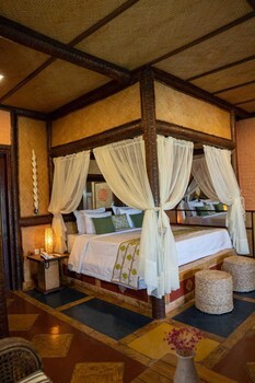 Dayo Hotel
