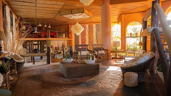 Dayo Hotel