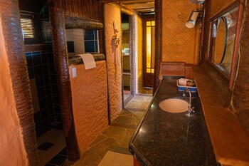 Dayo Hotel