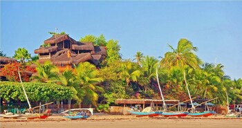 Dayo Hotel