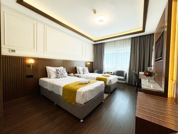 Fortune Plaza Hotel