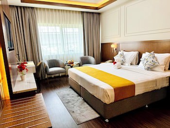 Fortune Plaza Hotel