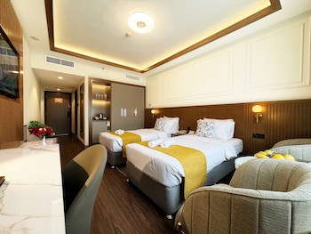 Fortune Plaza Hotel