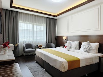 Fortune Plaza Hotel
