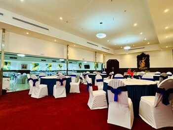 Fortune Plaza Hotel