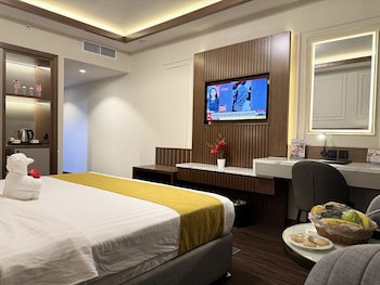 Fortune Plaza Hotel