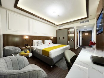 Fortune Plaza Hotel