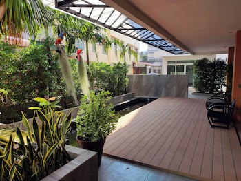 Baan Manthana Hotel
