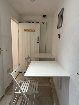 Anand Lodge