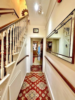 Anand Lodge