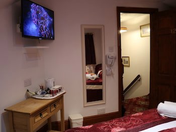 Anand Lodge