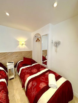 Anand Lodge