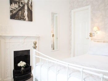Ellerbrook House