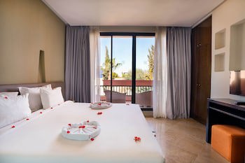 Al Maaden Villahotel & Spa