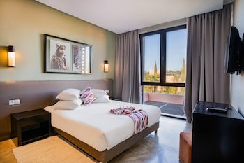Al Maaden Villahotel & Spa