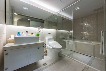 Forward Hotel Nangang