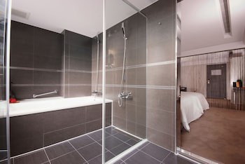 Forward Hotel Nangang