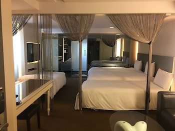 Forward Hotel Nangang