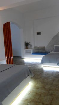 Apartments & Suites Papafotis fotoğrafı