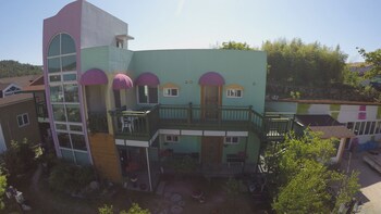 Bellus Rose Pension Hotel