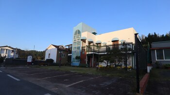 Bellus Rose Pension Hotel