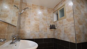 Bellus Rose Pension Hotel