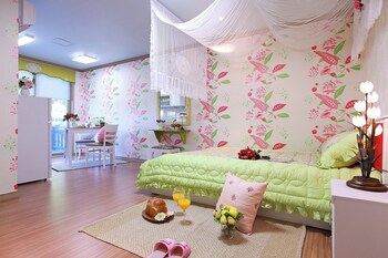 Bellus Rose Pension Hotel