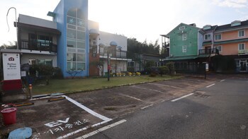 Bellus Rose Pension Hotel
