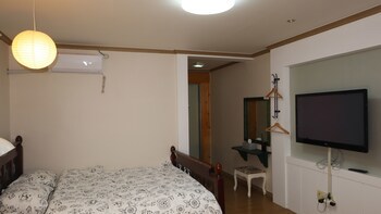 Bellus Rose Pension Hotel