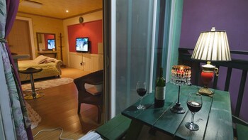 Bellus Rose Pension Hotel
