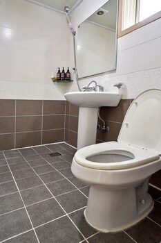 Bellus Rose Pension Hotel