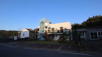 Bellus Rose Pension Hotel