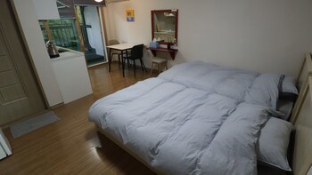 Bellus Rose Pension Hotel