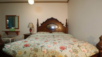 Bellus Rose Pension Hotel