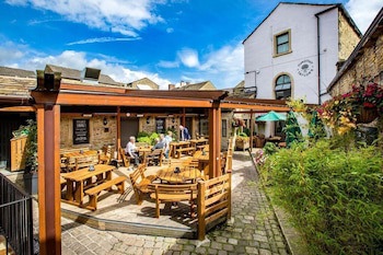 The Woolly Sheep Inn