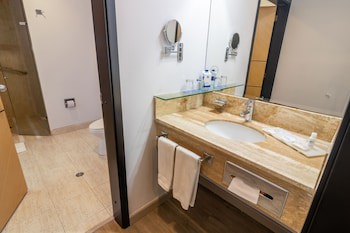 Ghl Hotel Abadia Plaza