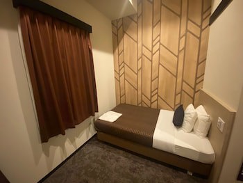 Hotel Livemax Esaka